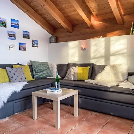 Lieblingsplatzl By Interhome *